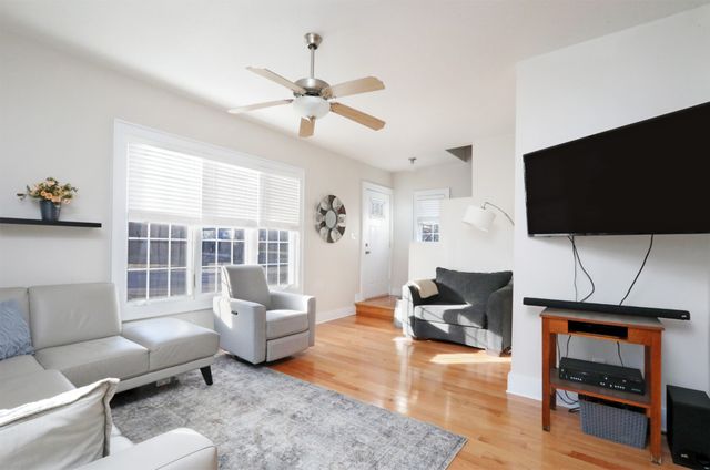 2517 Woodland Avenue, Des Moines, IA 50312