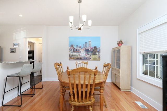 2517 Woodland Avenue, Des Moines, IA 50312