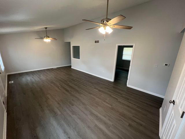 3614 Stamper Drive, Winchester, KY 40391