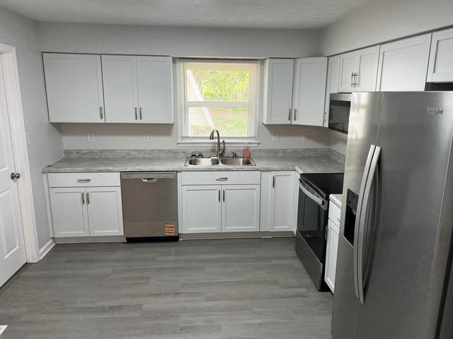 3614 Stamper Drive, Winchester, KY 40391