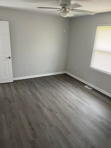 3614 Stamper Drive, Winchester, KY 40391