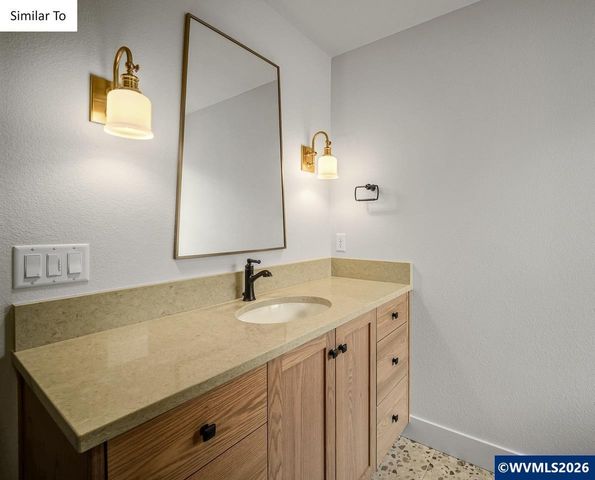 4869 Denali St SE, Salem, OR 97302