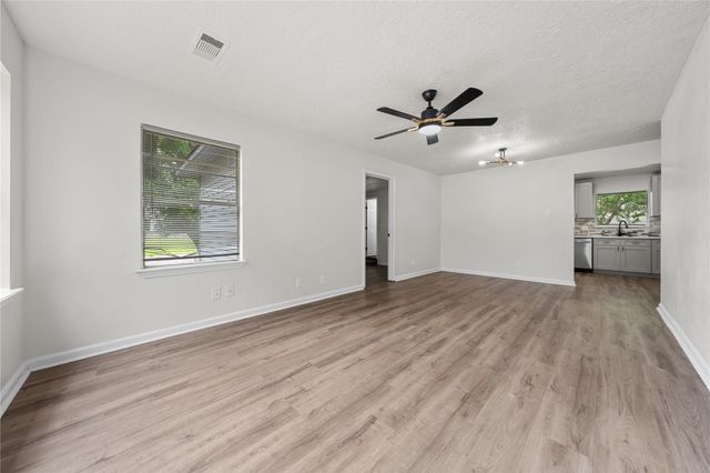 6003 Westover Street, Houston, TX 77033