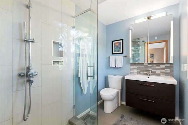 7439 NE 123rd Place, Kirkland, WA 98034