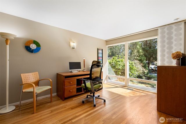 7439 NE 123rd Place, Kirkland, WA 98034