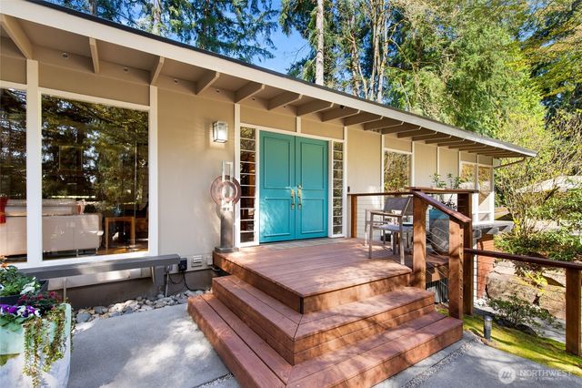 7439 NE 123rd Place, Kirkland, WA 98034