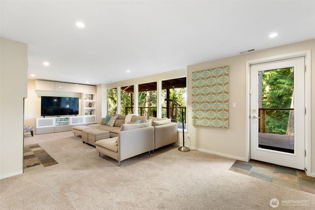 7439 NE 123rd Place, Kirkland, WA 98034