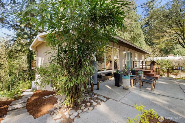 7439 NE 123rd Place, Kirkland, WA 98034