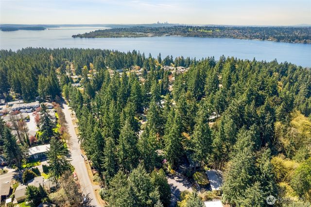 7439 NE 123rd Place, Kirkland, WA 98034