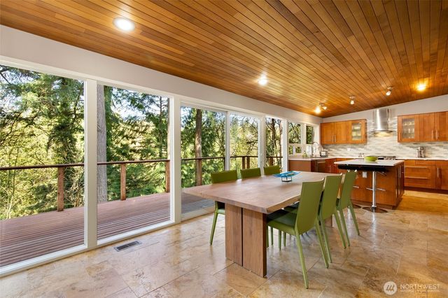 7439 NE 123rd Place, Kirkland, WA 98034