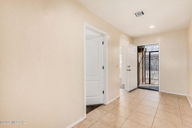 6662 S Avenida Santa Carolina, Tucson, AZ 85756