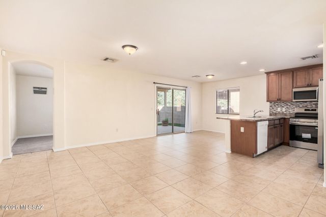 6662 S Avenida Santa Carolina, Tucson, AZ 85756