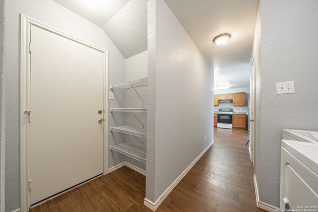 731 Inks Farm, San Antonio, TX 78228