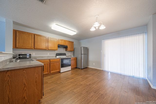 731 Inks Farm, San Antonio, TX 78228