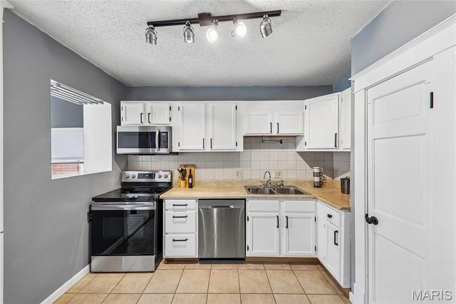 4978 Nagel Avenue, St Louis, MO 63109