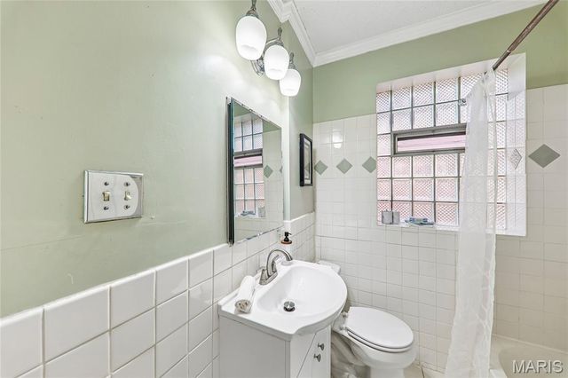 4978 Nagel Avenue, St Louis, MO 63109