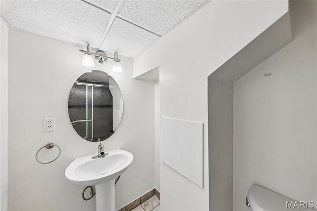 4978 Nagel Avenue, St Louis, MO 63109