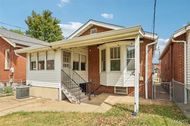 4978 Nagel Avenue, St Louis, MO 63109