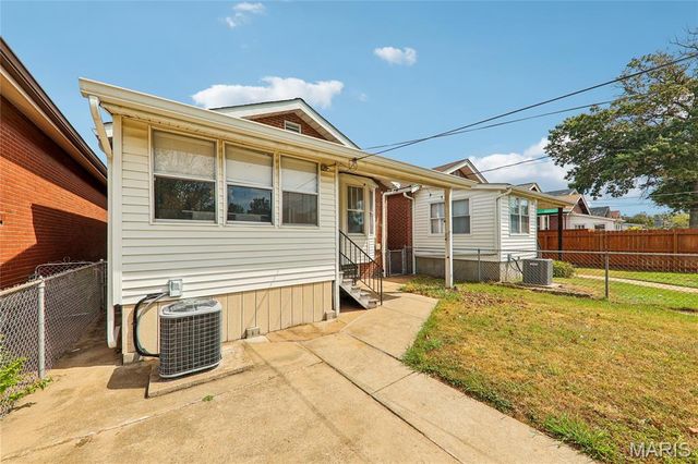 4978 Nagel Avenue, St Louis, MO 63109