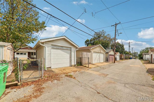 4978 Nagel Avenue, St Louis, MO 63109