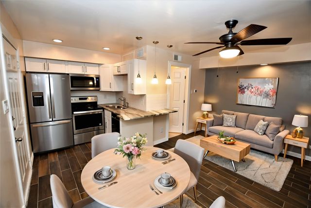 9821 Walnut Street 303, Dallas, TX 75243