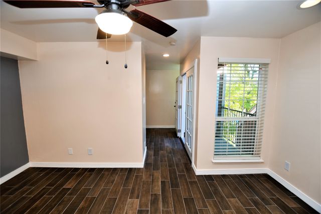 9821 Walnut Street 303, Dallas, TX 75243