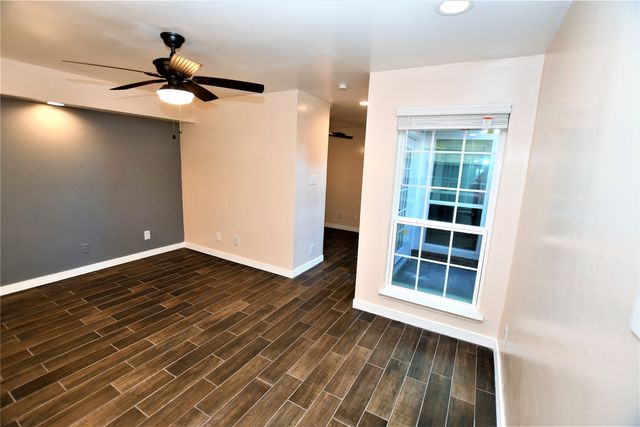 9821 Walnut Street 303, Dallas, TX 75243