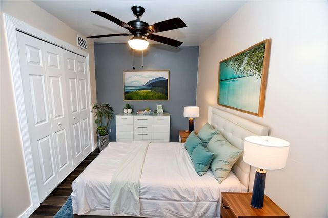 9821 Walnut Street 303, Dallas, TX 75243