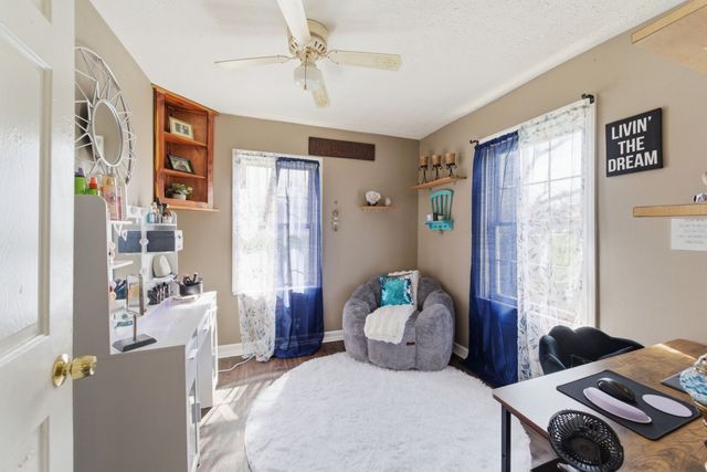 703 McCurdy Rd, White House, TN 37188