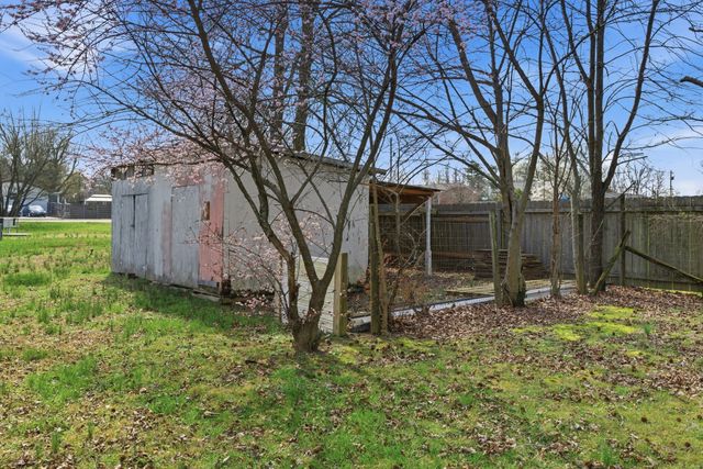 703 McCurdy Rd, White House, TN 37188