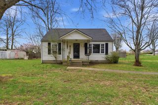 703 McCurdy Rd, White House, TN 37188
