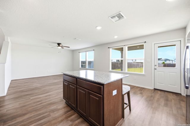 6310 Willow Point Blvd, San Antonio, TX 78219