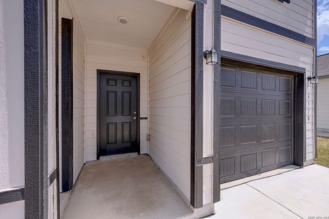 6310 Willow Point Blvd, San Antonio, TX 78219