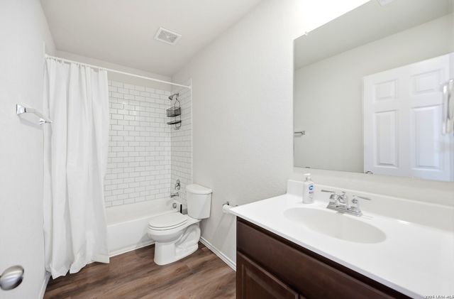 6310 Willow Point Blvd, San Antonio, TX 78219