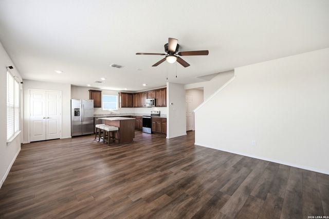 6310 Willow Point Blvd, San Antonio, TX 78219