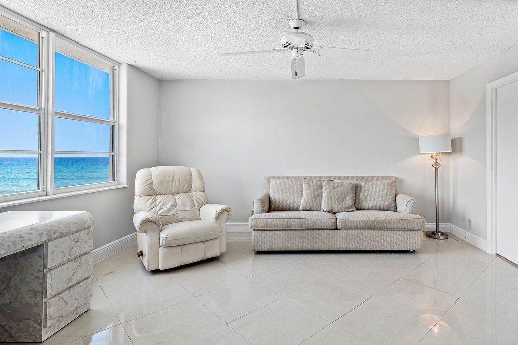 Image 14 of property listing at 4505 S Ocean Boulevard 306, Highland Beach, FL 33487