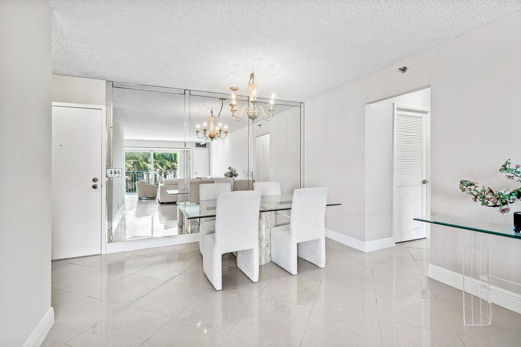 Image 3 of property listing at 4505 S Ocean Boulevard 306, Highland Beach, FL 33487