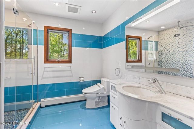 9 Manor Court, Manalapan, NJ 07726