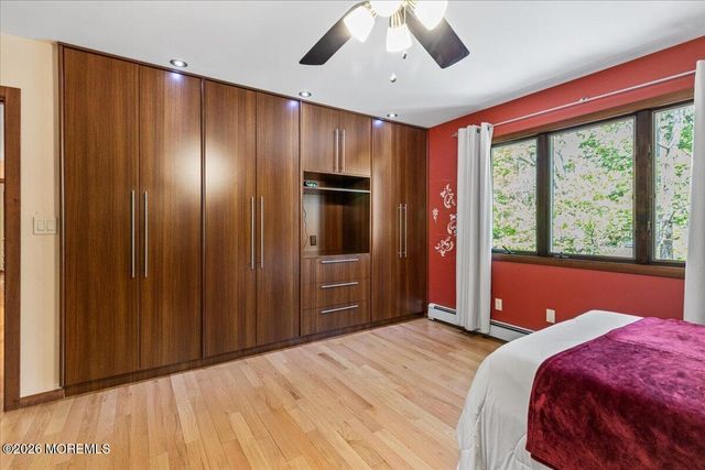 9 Manor Court, Manalapan, NJ 07726