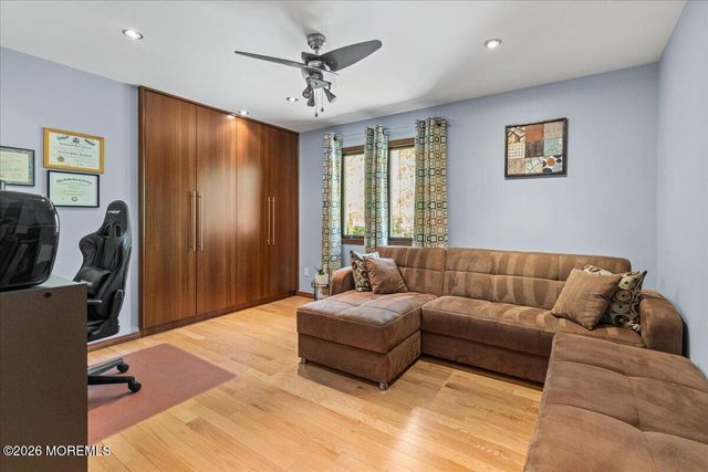 9 Manor Court, Manalapan, NJ 07726