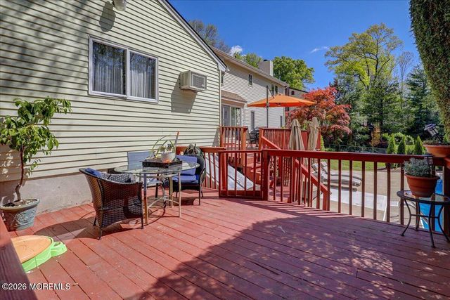 9 Manor Court, Manalapan, NJ 07726