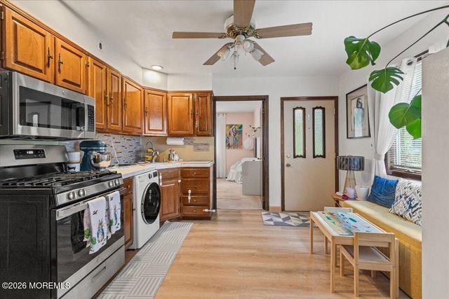 9 Manor Court, Manalapan, NJ 07726