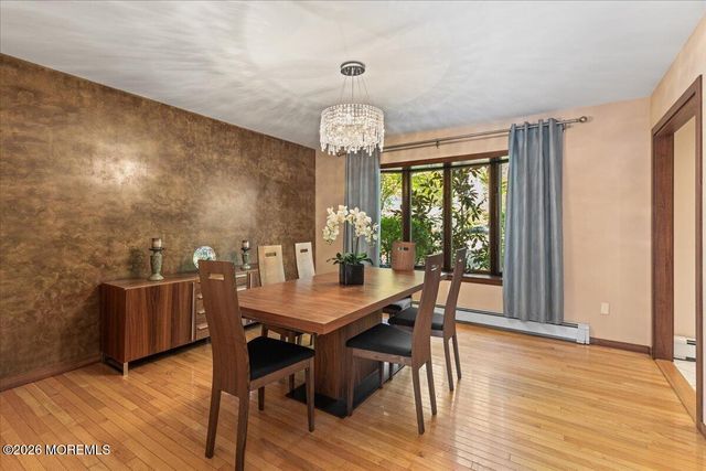 9 Manor Court, Manalapan, NJ 07726