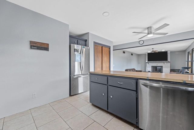 18775 Observatory ROAD, New Berlin, WI 53146