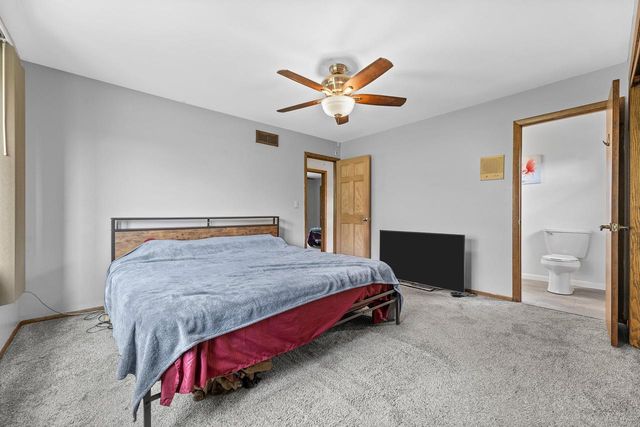 18775 Observatory ROAD, New Berlin, WI 53146