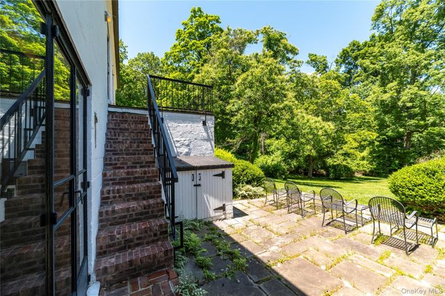 164 S Mountain Road, New City, NY 10956