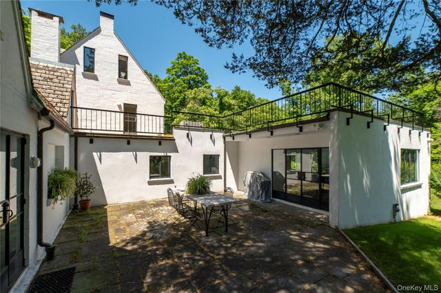 164 S Mountain Road, New City, NY 10956