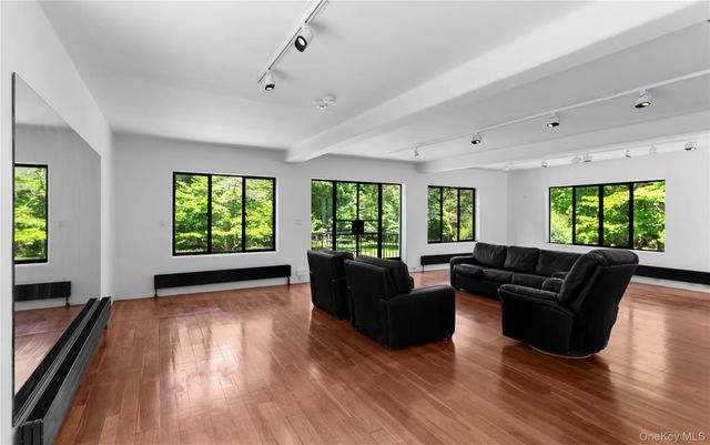 164 S Mountain Road, New City, NY 10956