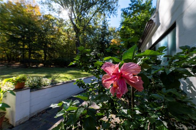 164 S Mountain Road, New City, NY 10956