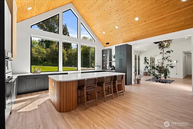 37235 55th Avenue S, Auburn, WA 98001